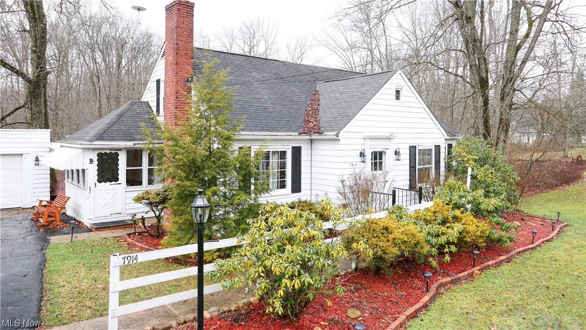 7914 State ST, Garrettsville, OH 44231
