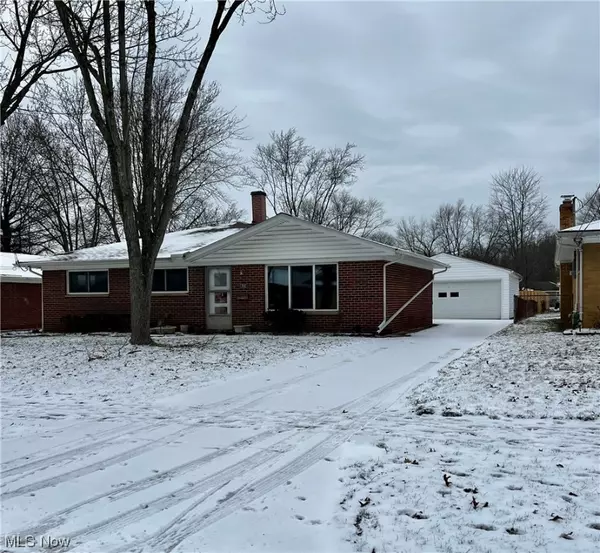 Berea, OH 44017,229 Maplelawn DR