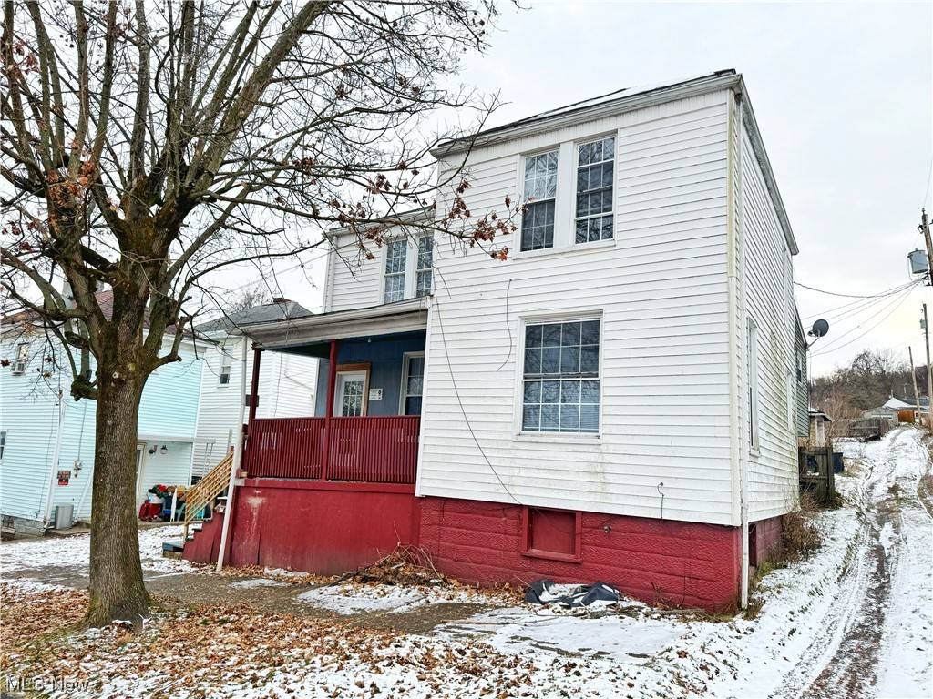 805 Delaware, Martins Ferry, OH 43935