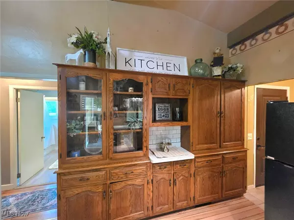 West Farmington, OH 44491,4810 Hickory RD