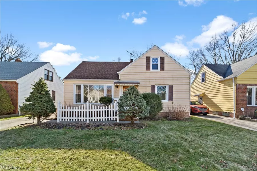 3862 Wallingford, South Euclid, OH 44121