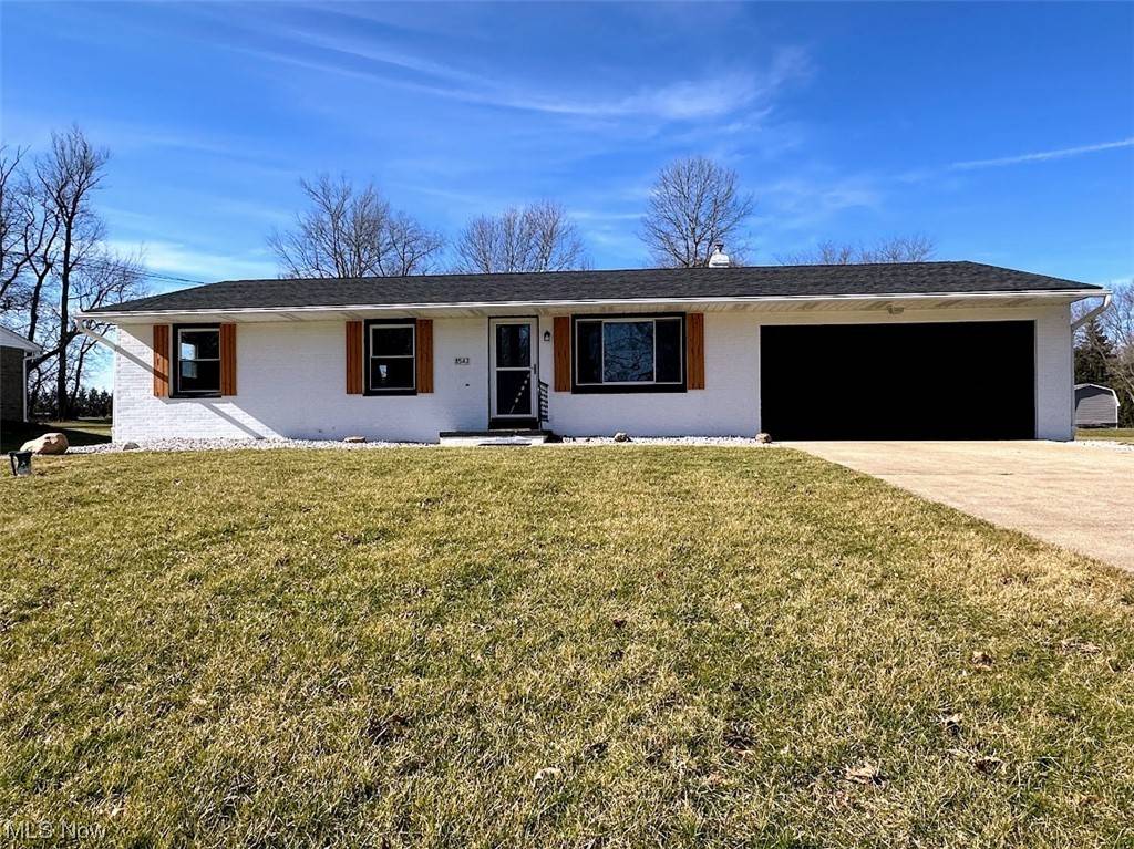 8543 Elmfield AVE NW, Canal Fulton, OH 44614
