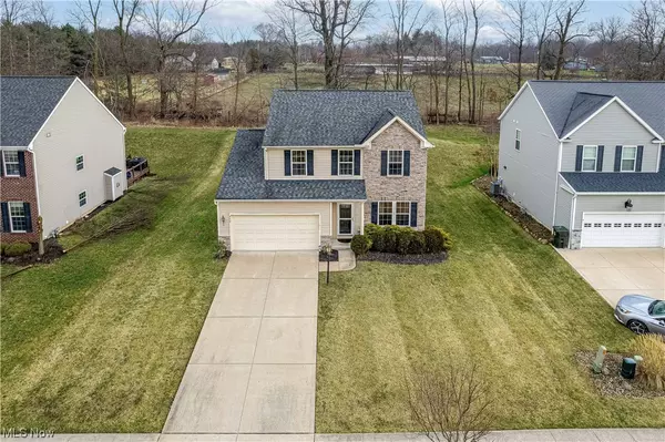 Wadsworth, OH 44281,949 Queens Gate WAY