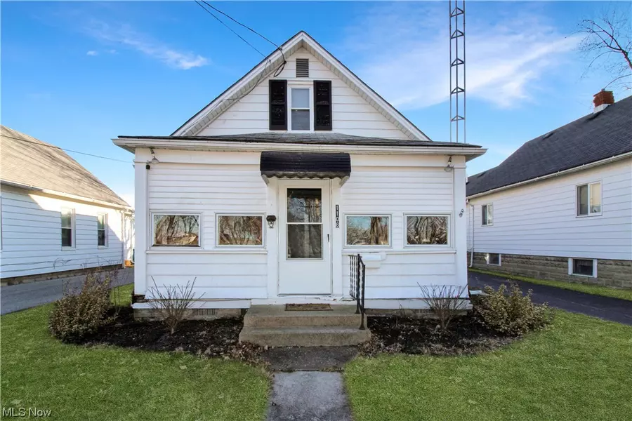 1106 E 2nd, Port Clinton, OH 43452