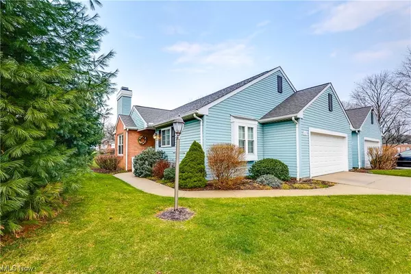 522 Shannon CT #4, Akron, OH 44312