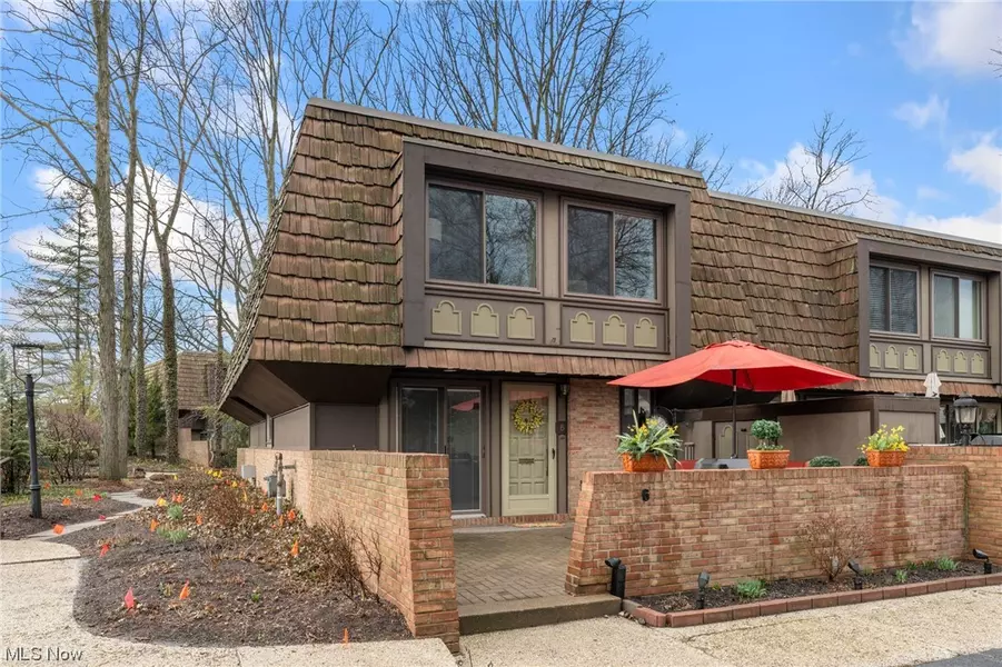 1120 By The Shores DR, Huron, OH 44839