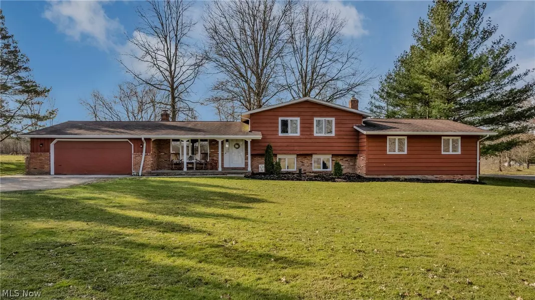 13451 Chardon Windsor RD, Chardon, OH 44024