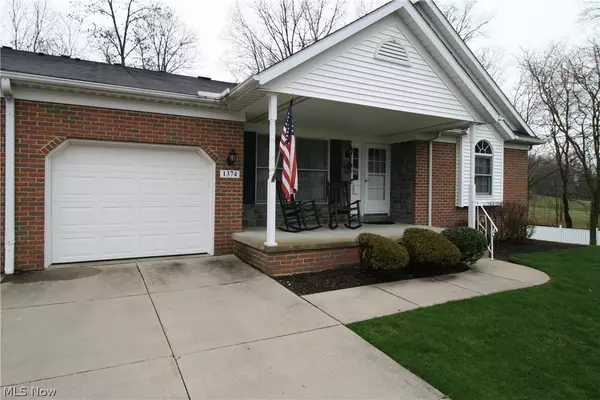 1374 Cove ST NW, Uniontown, OH 44685