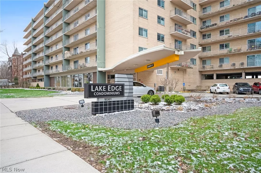 Cleveland, OH 44102,10301 Lake AVE #718