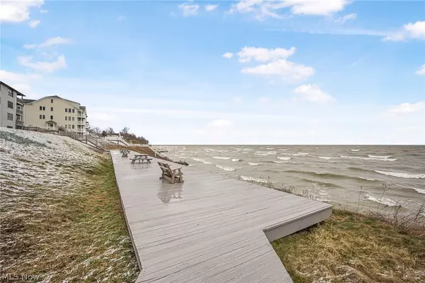 Saybrook, OH 44004,5237 Lake RD W #1021