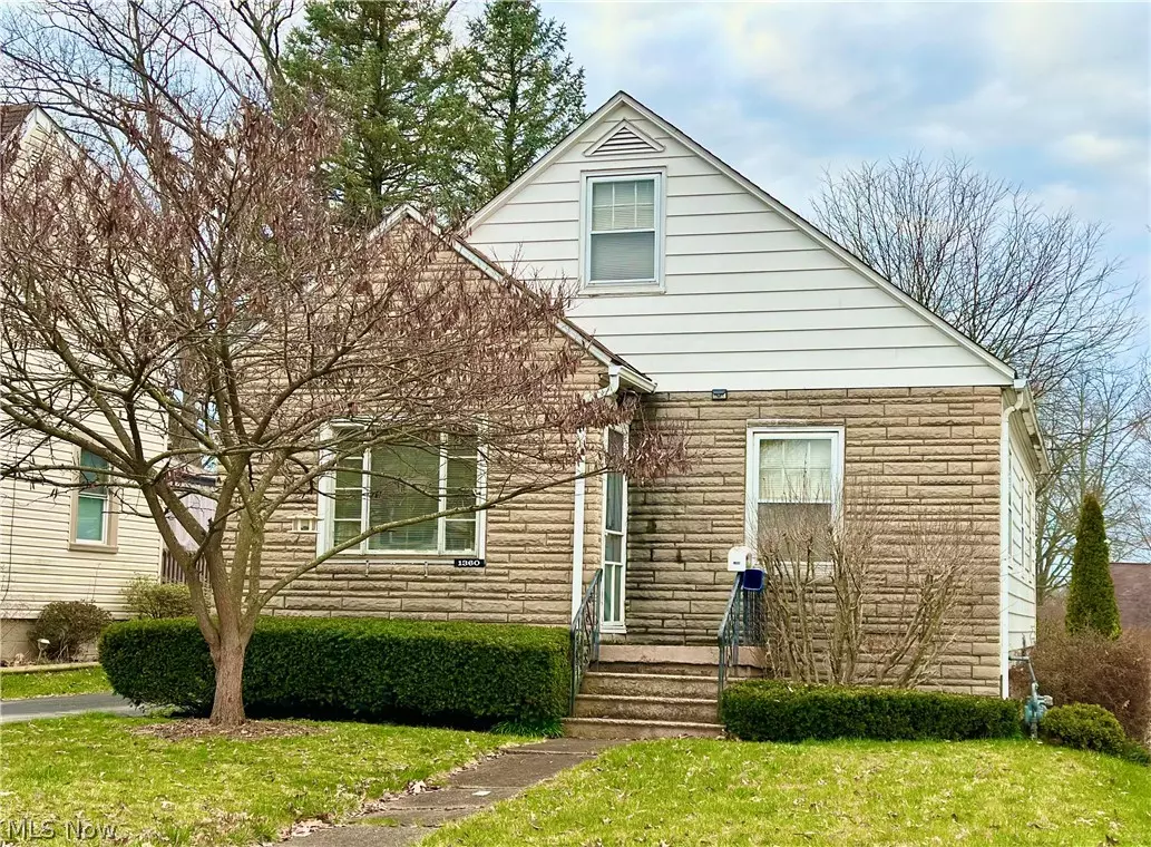 Warren, OH 44484,1360 Edgehill AVE SE