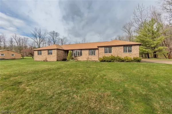 Woodmere, OH 44122,3808 Maplecrest RD