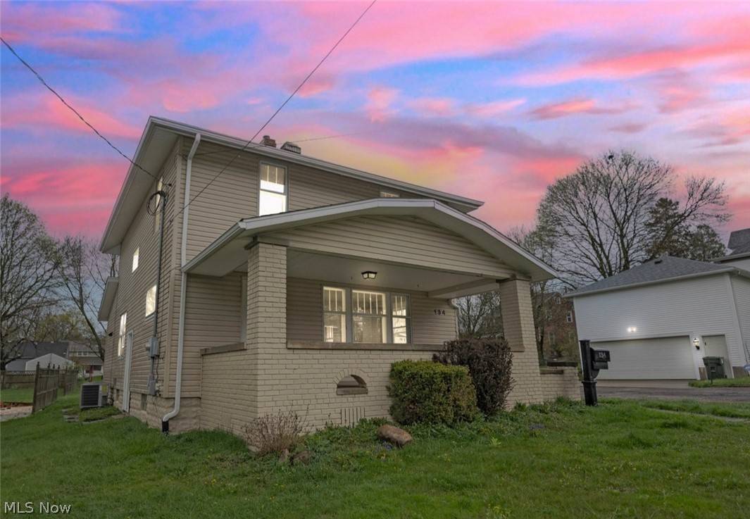 134 W North ST, Wadsworth, OH 44281