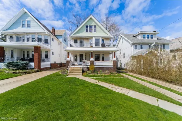 1646 Waterbury RD,  Lakewood,  OH 44107