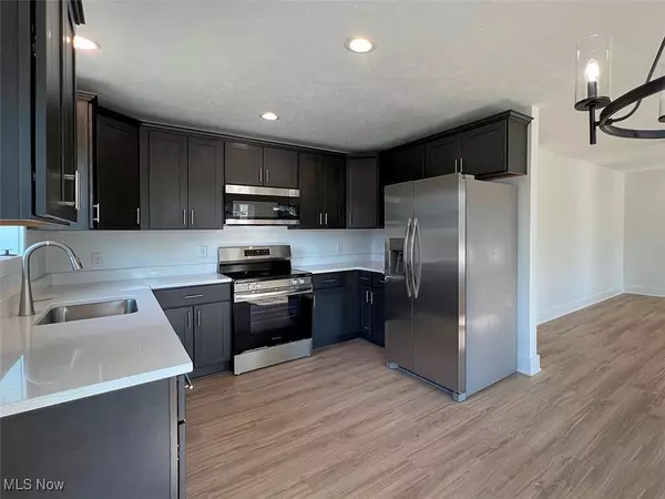 Shaker Heights, OH 44120,3637 Menlo RD