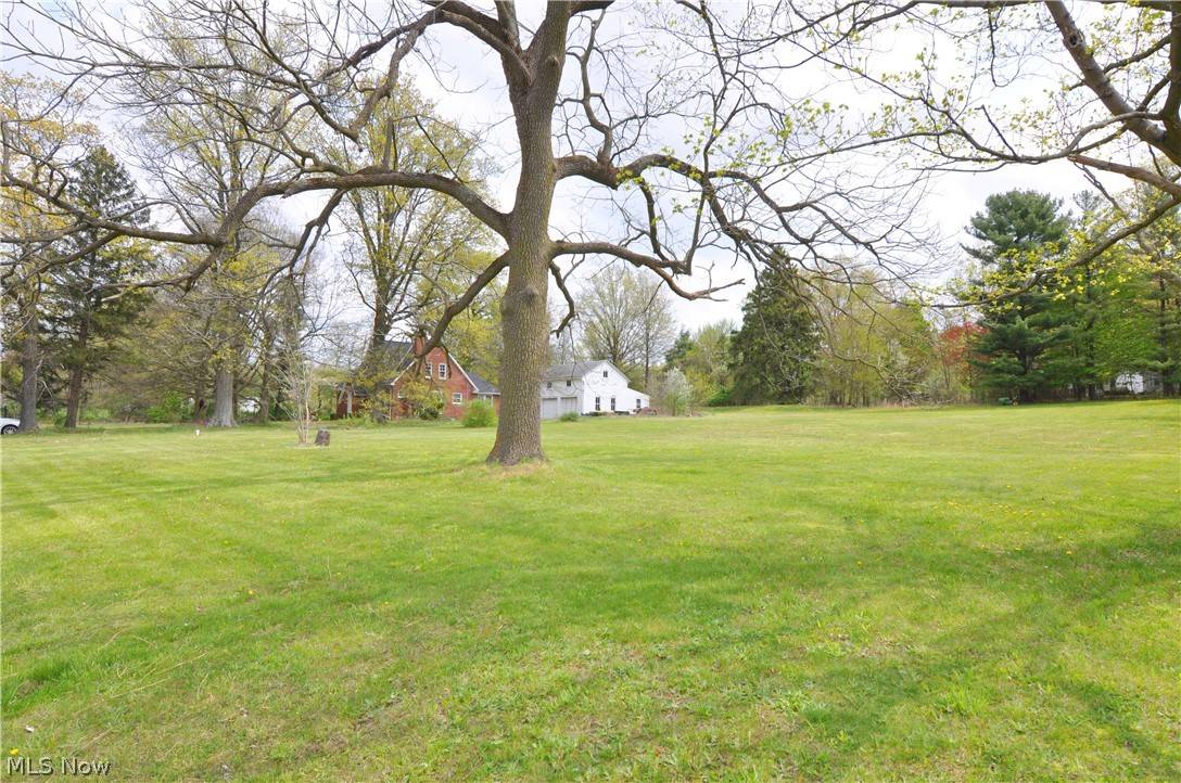 Seville, OH 44273,8653 Wooster Pike RD