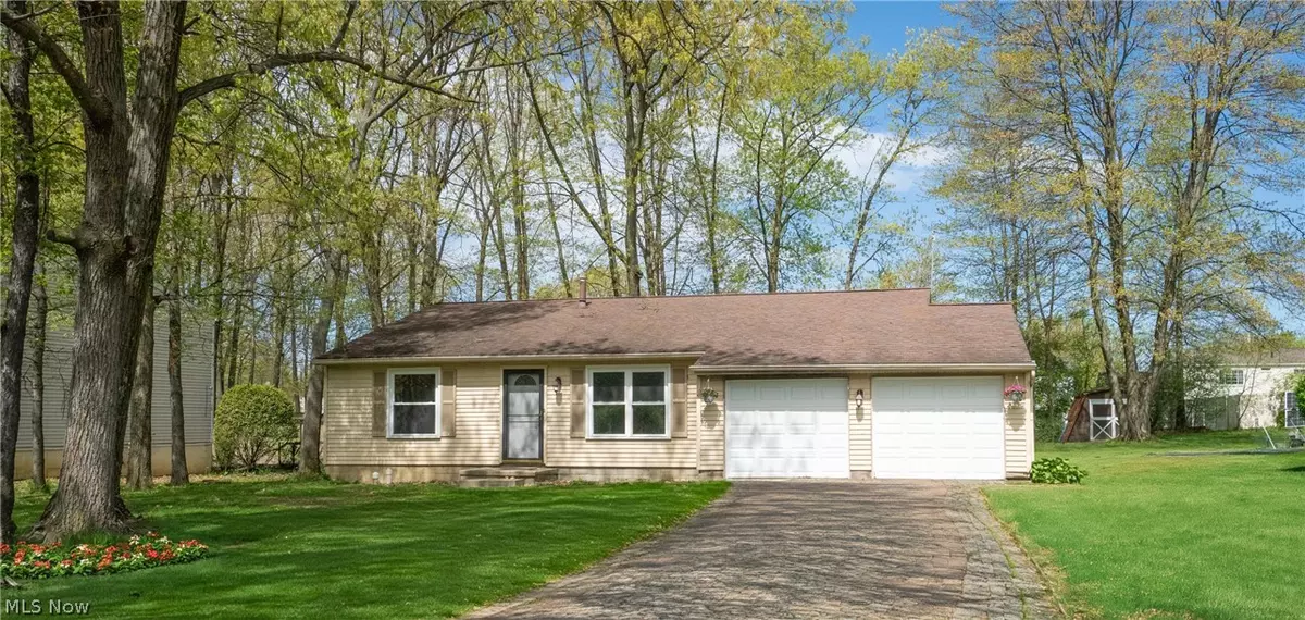 Girard, OH 44420,2571 Elm DR