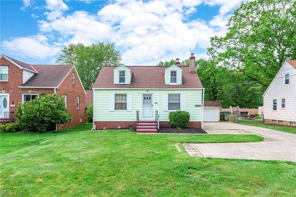 5286 W 220th ST, Fairview Park, OH 44126