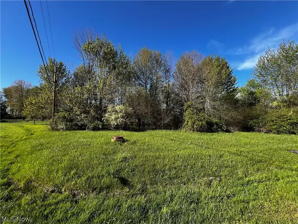 Roaming Shores, OH 44085,952 Lunar LN