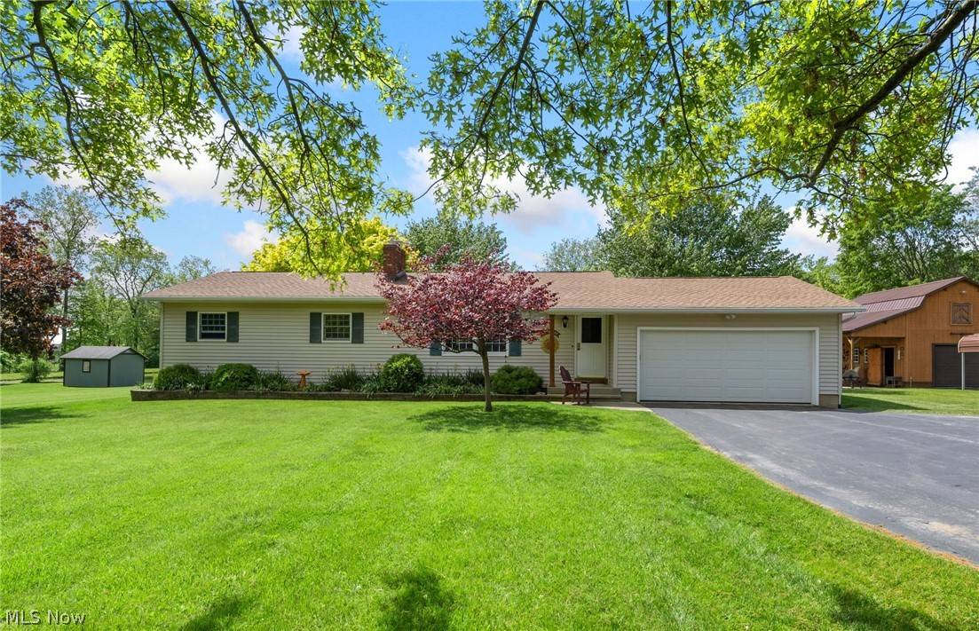 8436 Harris RD, Lodi, OH 44254