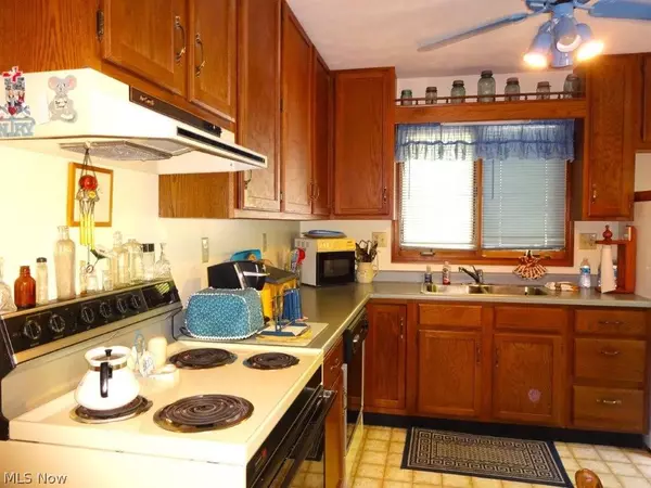 Maysel, WV 25133,148 Teaberry Hollow RD