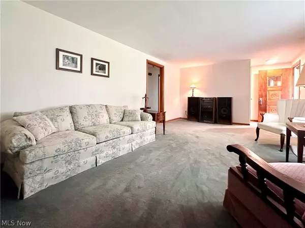 Cortland, OH 44410,2467 Northview DR