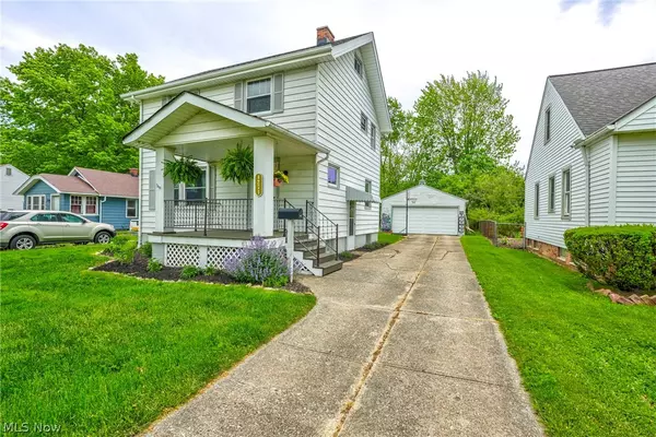 Fairview Park, OH 44126,4271 W 220th ST