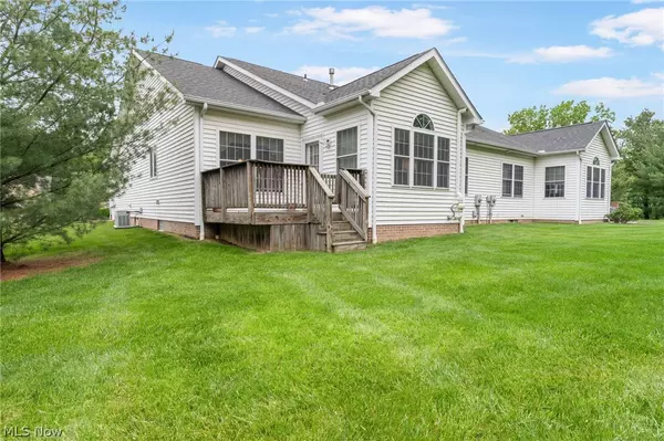 North Canton, OH 44720,3047 Chalford CIR NW