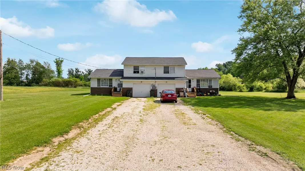 3210 Shaffer RD, Atwater, OH 44201