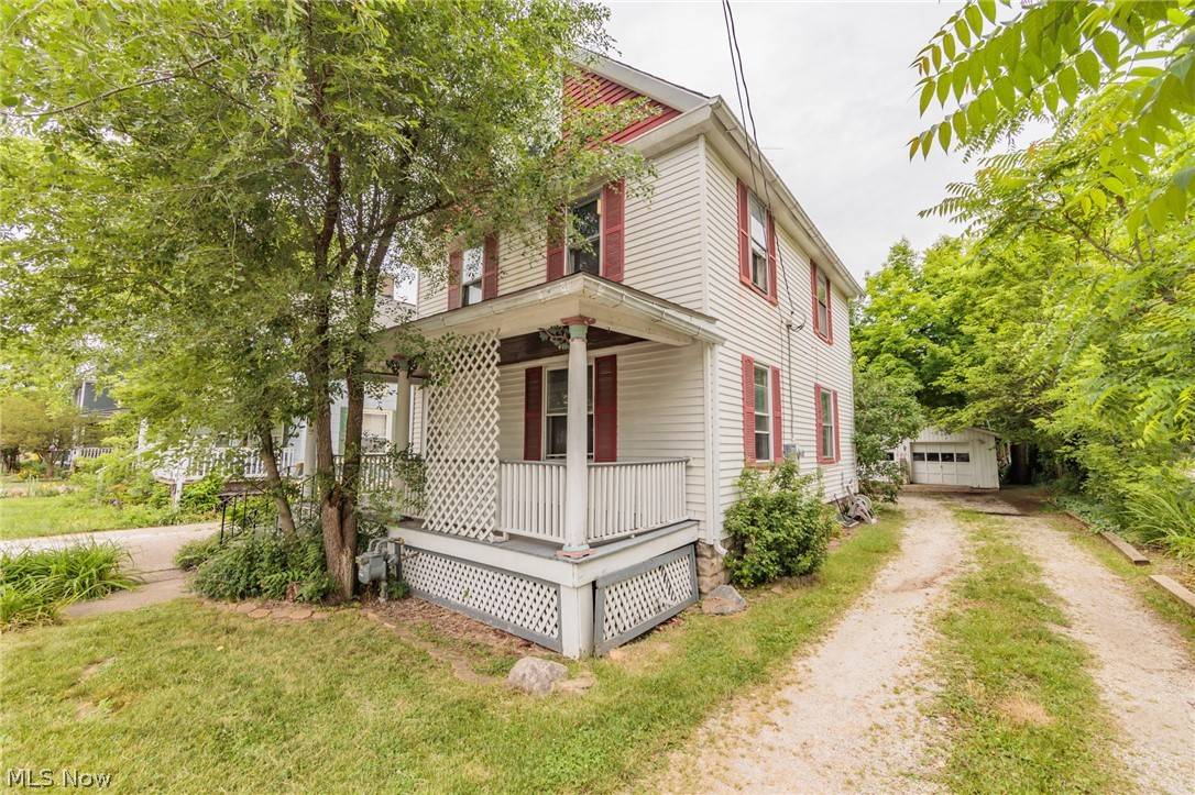 132 N Huntington ST, Medina, OH 44256