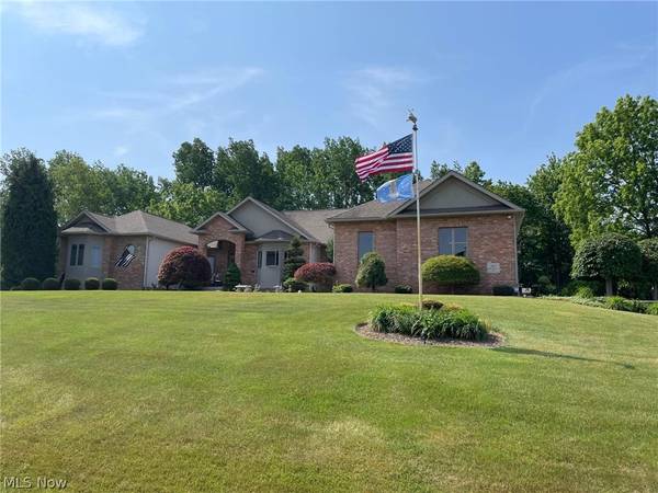 383 Old Country LN, North Lima, OH 44452
