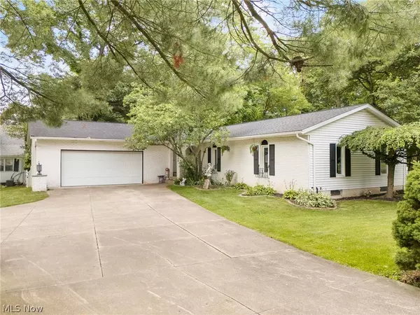 5088 Limerick AVE NW, North Canton, OH 44720