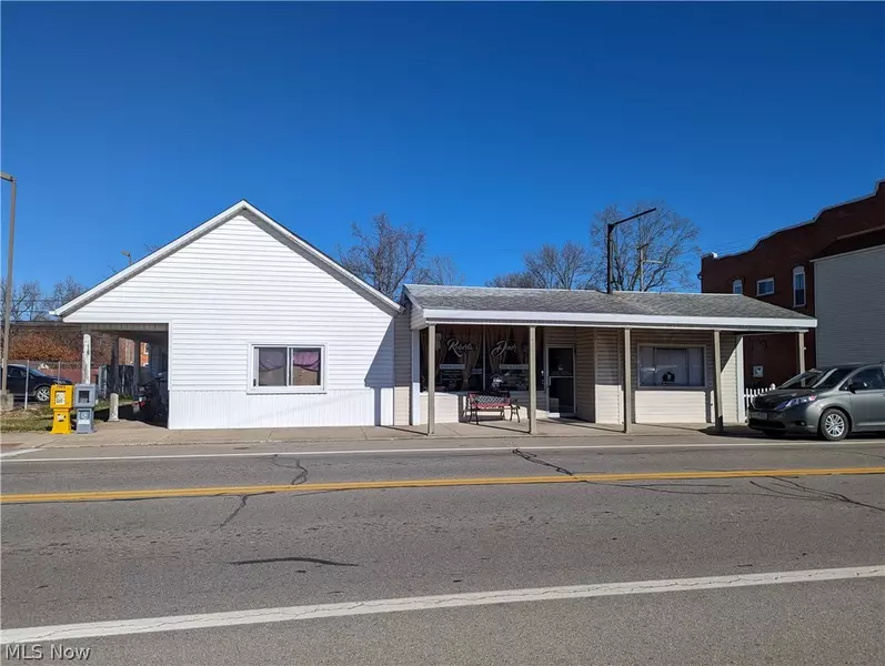 124 E Main ST, Warsaw, OH 43844