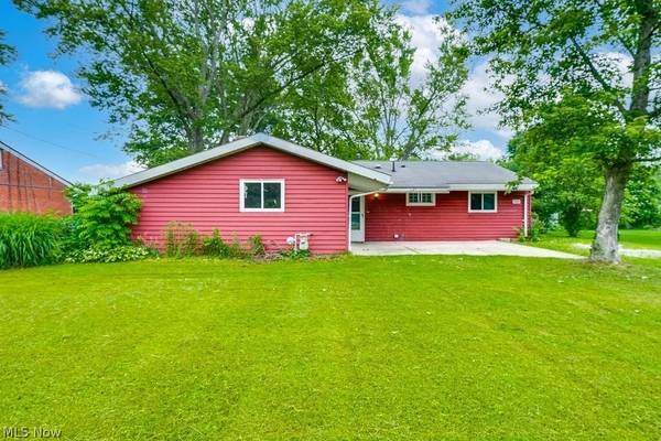 1481 Old Forge RD,  Mogadore,  OH 44260