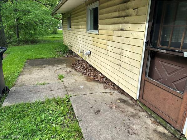 Austintown, OH 44515,355 Rosemont AVE