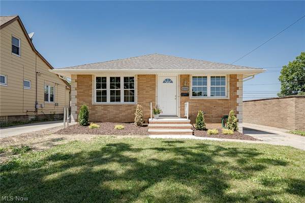 4008 Fruitland DR,  Parma,  OH 44134
