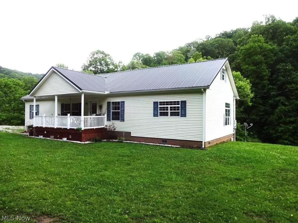 Newton, WV 25266,98 Trace RD
