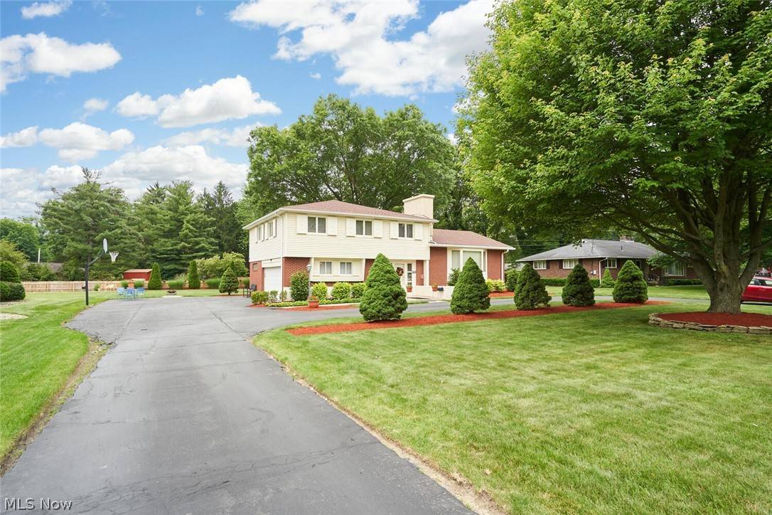 3734 E Market ST, Warren, OH 44484