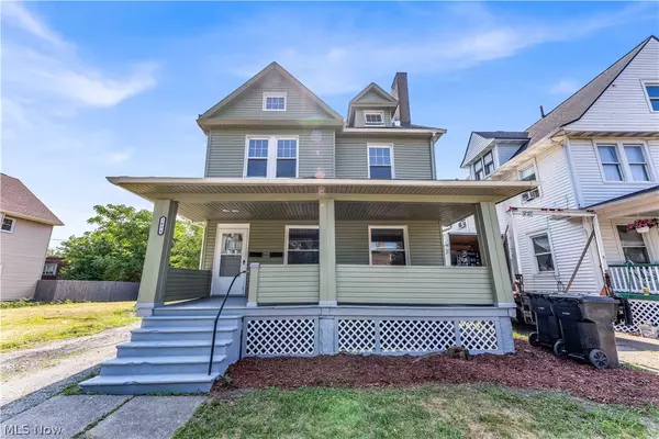 1453 W 107th ST,  Cleveland,  OH 44102