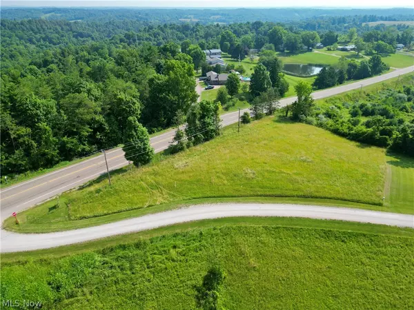 Mcconnelsville, OH 43756,E Hawthorn DR