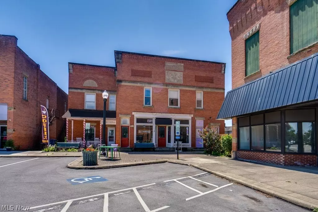 Lagrange, OH 44050,105 Public SQ