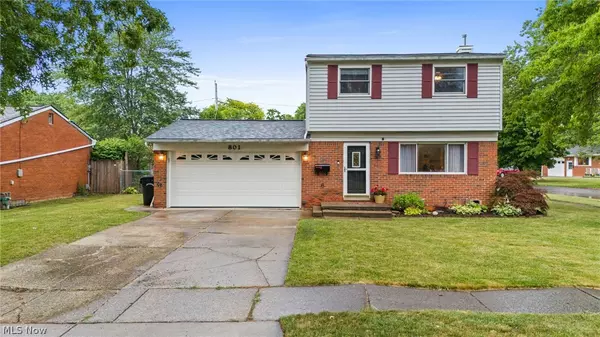 801 Salem AVE, Elyria, OH 44035