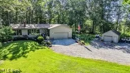 26484 Hawley RD, Wellington, OH 44090