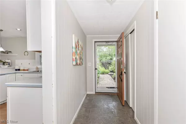 Chagrin Falls, OH 44022,1405 Bell RD