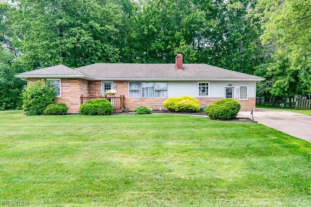 Timberlake, OH 44095,7 Minnewawa DR