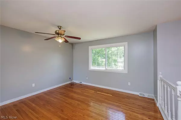 Sheffield Lake, OH 44054,914 Oliver ST