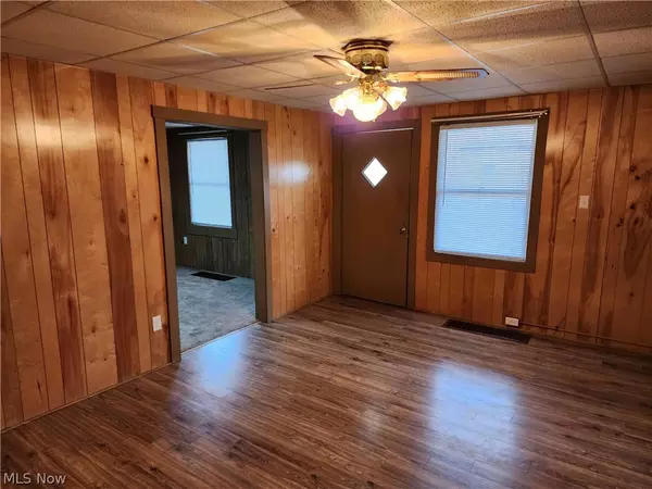 Shadyside, OH 43947,52 E 37th ST
