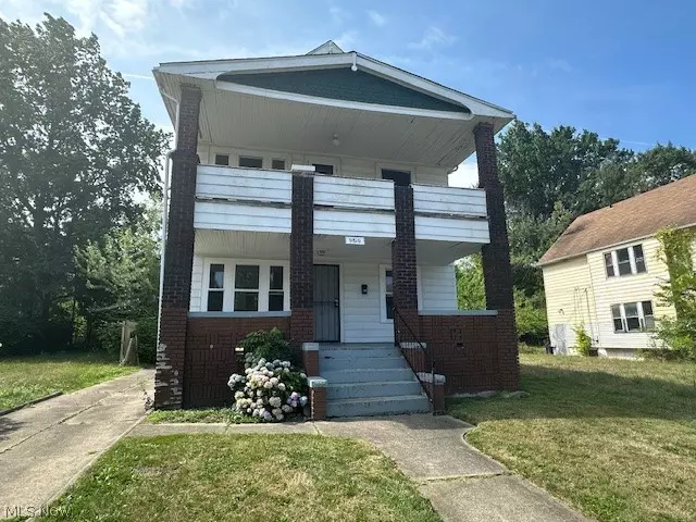 Cleveland, OH 44104,9816 Manor AVE