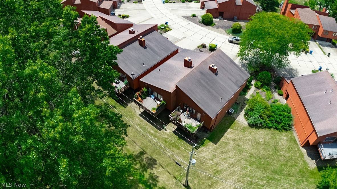 North Ridgeville, OH 44039,32681 Willowbrook LN