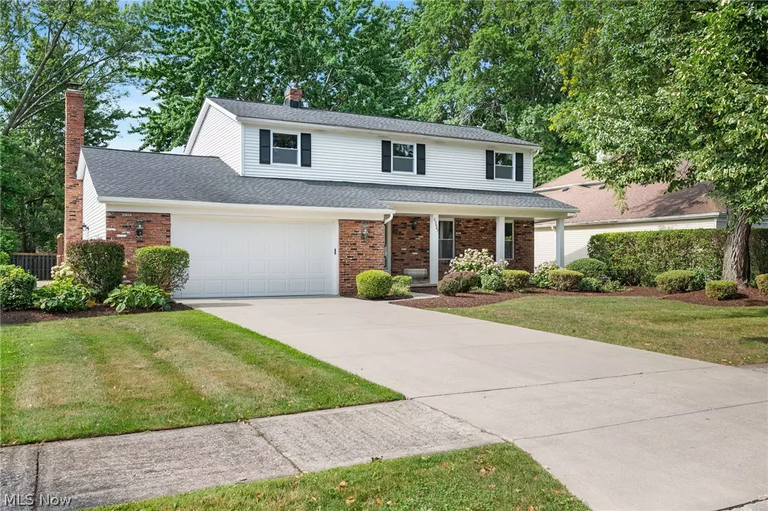 Rocky River, OH 44116,22687 Vine CT